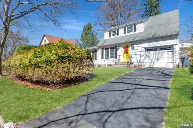 85 Park Ave, Cresskill, NJ 07626