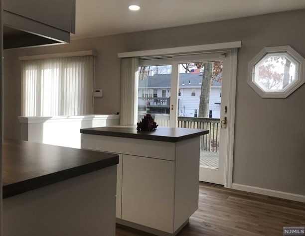 951 Bridge St, Westwood, NJ 07676