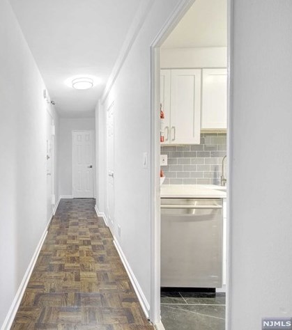 377 S Harrison St #17j, East Orange, NJ 07018