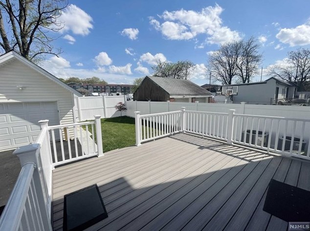 26 Armm Ave #1, Wallington, NJ 07057