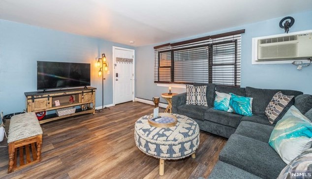 110 33rd St #5, Union City, NJ 07087