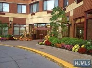 100 Old Palisade Rd Apt 3110, West Fort Lee, NJ 07024