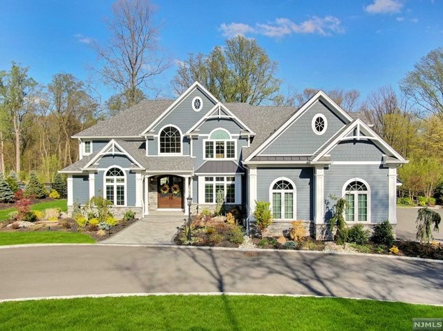 88 Orangeburgh Rd, Westwood, NJ 07675