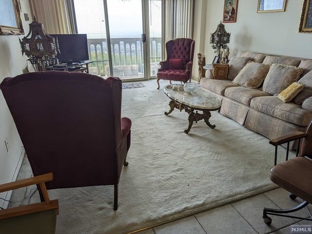 555 North Ave #19l, West Fort Lee, NJ 07024