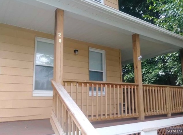 20 W Englewood Ave, Teaneck, NJ 07666