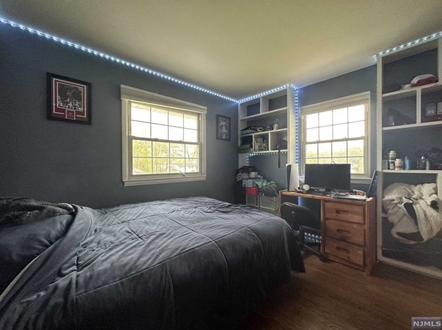 6 Normandy Dr, Wayne NJ  07470-2818 exterior