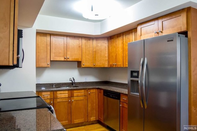 411 East Brinkerhoff Ave #205, Palisades Park, NJ 07650