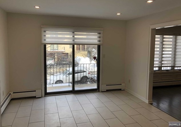 26 W Ruby Ave #2fl, Palisades Park, NJ 07650