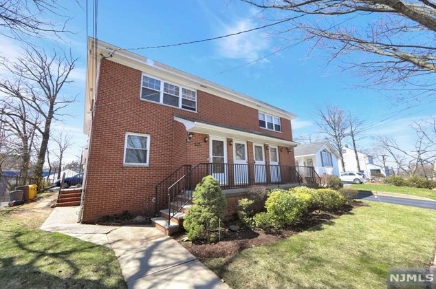 430 Beverly Rd, Teaneck, NJ 07666