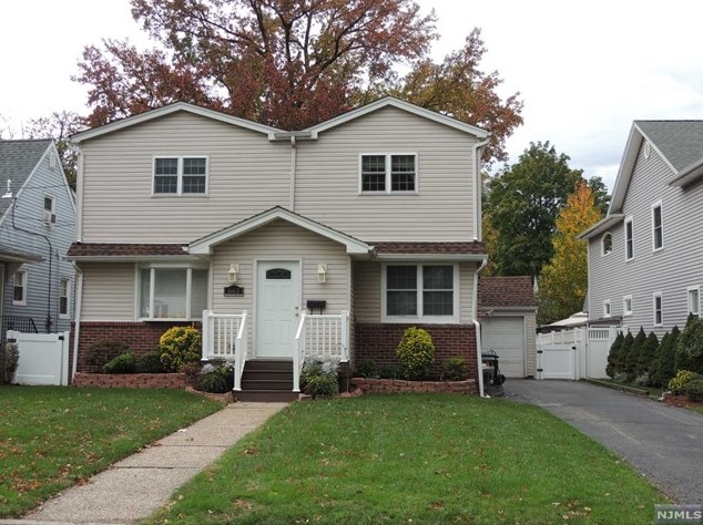 661 Wyoming Ave, Maywood, NJ 07607