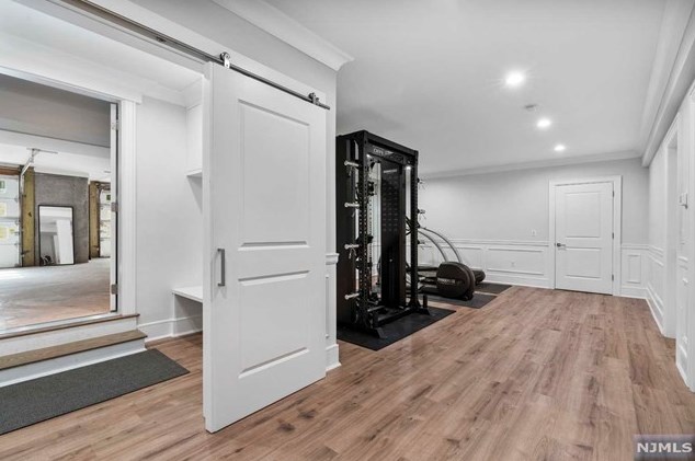 4 Willow Dr, Englewood NJ  07632-2207 exterior