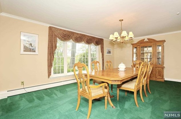 224 Hidden Glen Ct, Franklin Lakes, NJ 07417