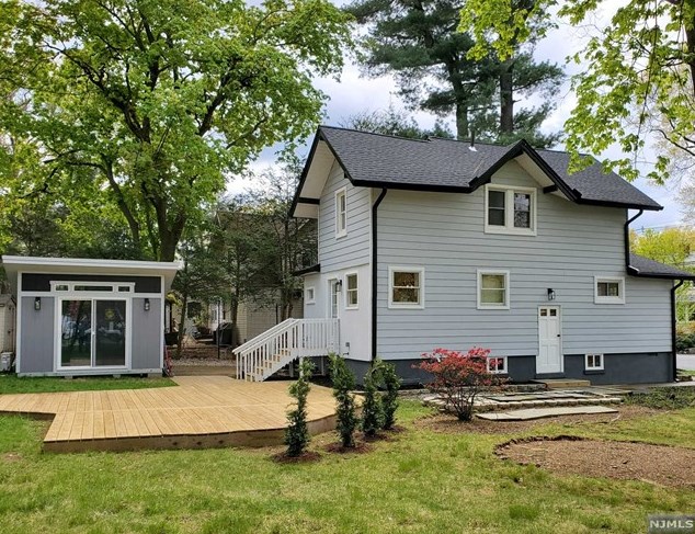 165 Valley Rd, Haworth, NJ 07641