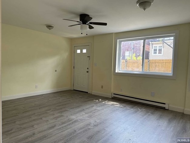 621 Sussex St, East Newark, NJ 07029