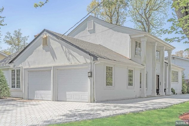 16 Allison Dr, Englewood, NJ 07632