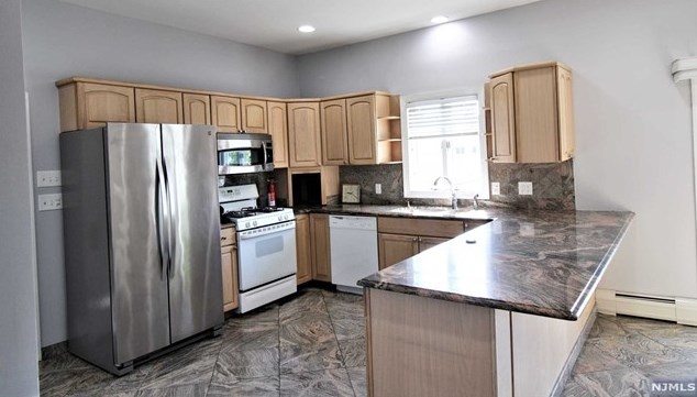 772 4th St #l, Secaucus, NJ 07094