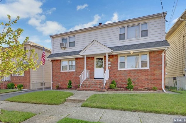 72 Baltimore Ave, North Arlington, NJ 07031-5110