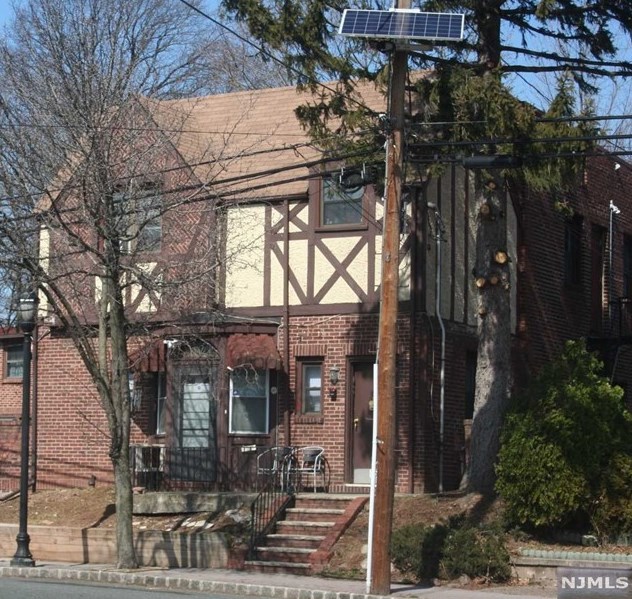 155 E Main St #2b, Bogota, NJ 07603
