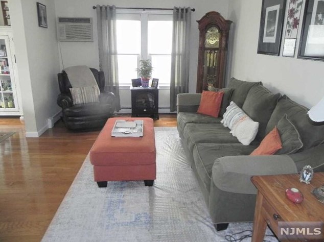 96 Marshall Ave, Little Ferry, NJ 07643