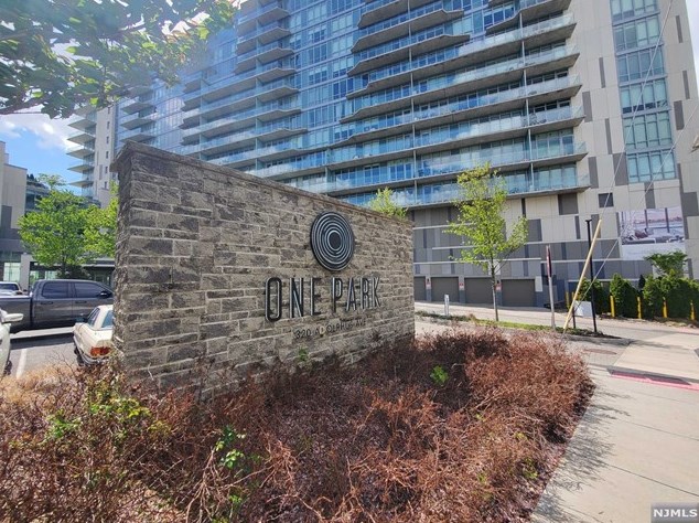 320 Adolphus Ave #914, Cliffside Park, NJ 07010