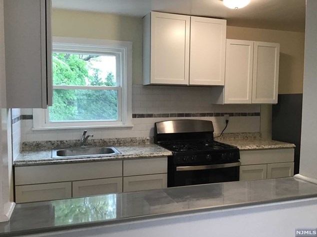 773 Veterans Pl #2, Cliffside Park, NJ 07010