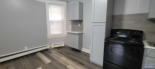 787 17th St, Newark NJ  07103-1406 exterior