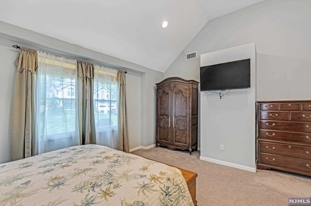 78 Oak Ave, Park Ridge NJ 07656-1311 exterior