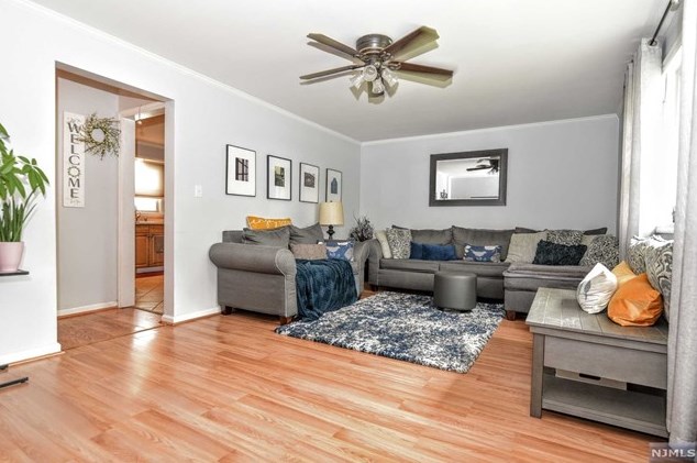 22 Woodland Cross, Westwood, NJ 07675-2046