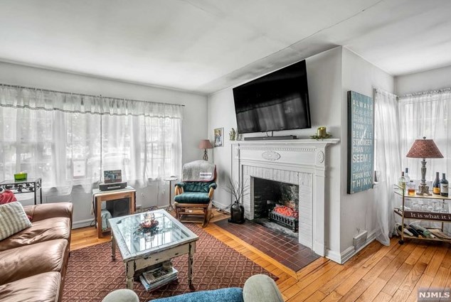 639 Alanon Rd, Ridgewood, NJ 07450