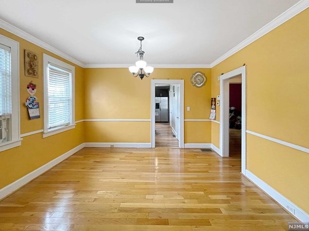 87 E 4th St, Clifton, NJ 07011