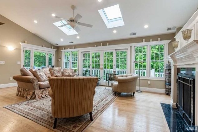 501 Ramapo Valley Rd, Oakland, NJ 07436