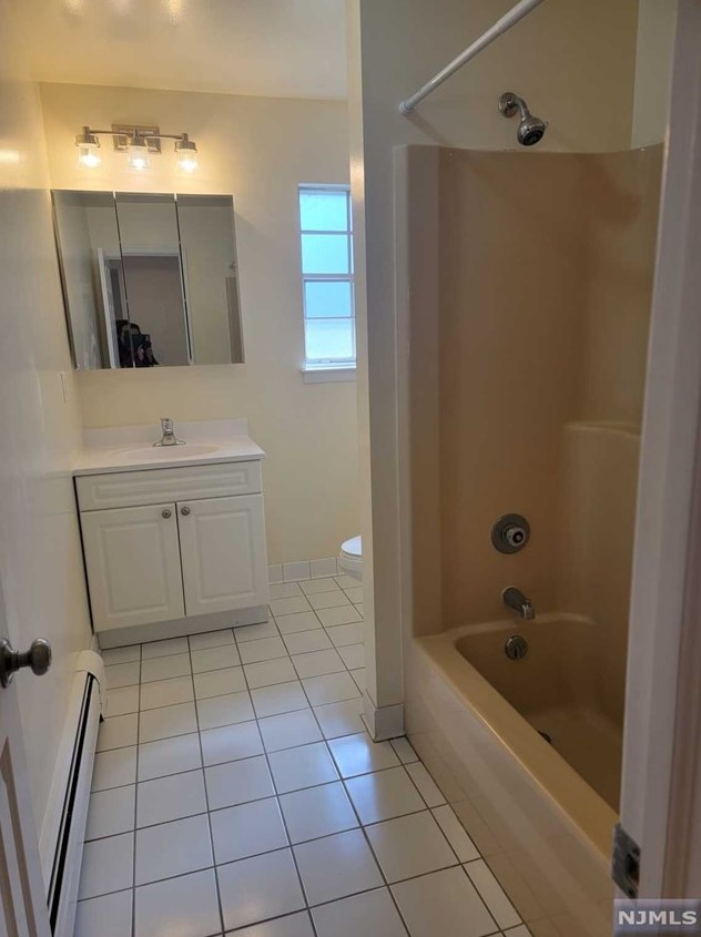 110 Midland Ave #7b, Midland Pk, NJ 07432