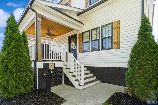 161 Springfield Ave, Rutherford, NJ 07070-1642
