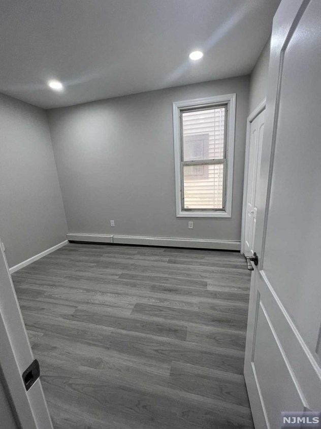 236 Haledon Ave, Paterson, NJ 07508
