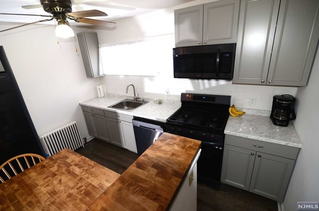 127 Parmelee Ave #2nd, Paterson, NJ 07506