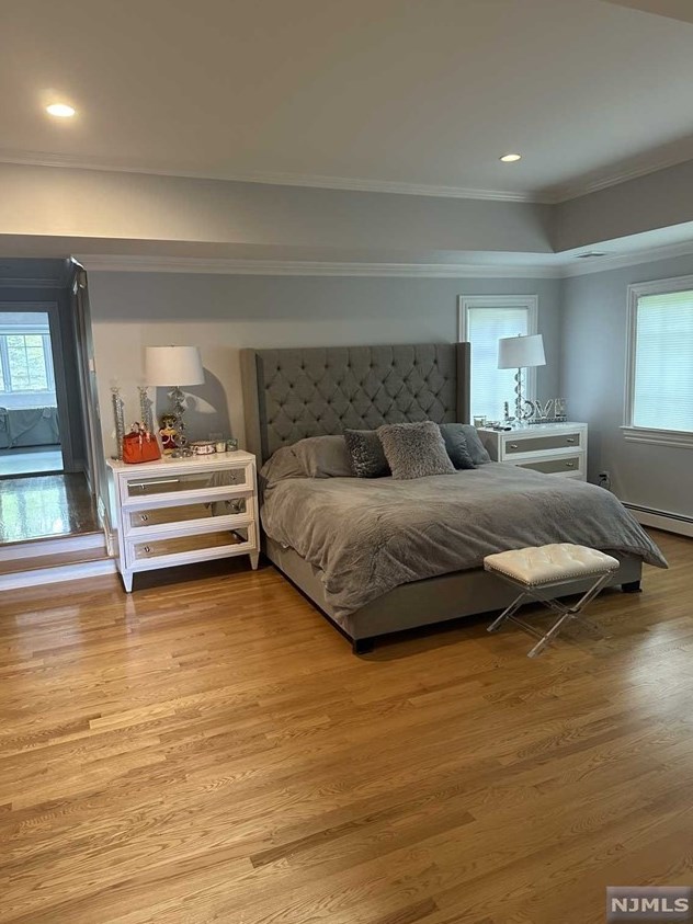 101 Essex Dr, Tenafly NJ  07670-2331 exterior