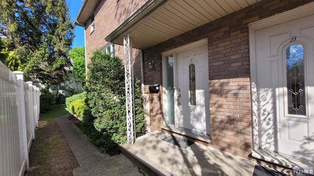 263 Moore St #a, West Fort Lee, NJ 07024