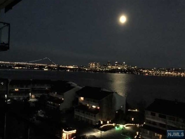 1203 River Rd Apt 8f, Edgewater, NJ