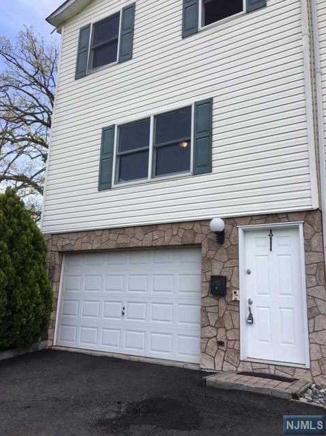 135 W Forest Ave #d, Englewood, NJ