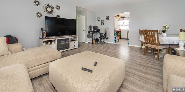 277 Jackson Ave, Hackensack, NJ 07601