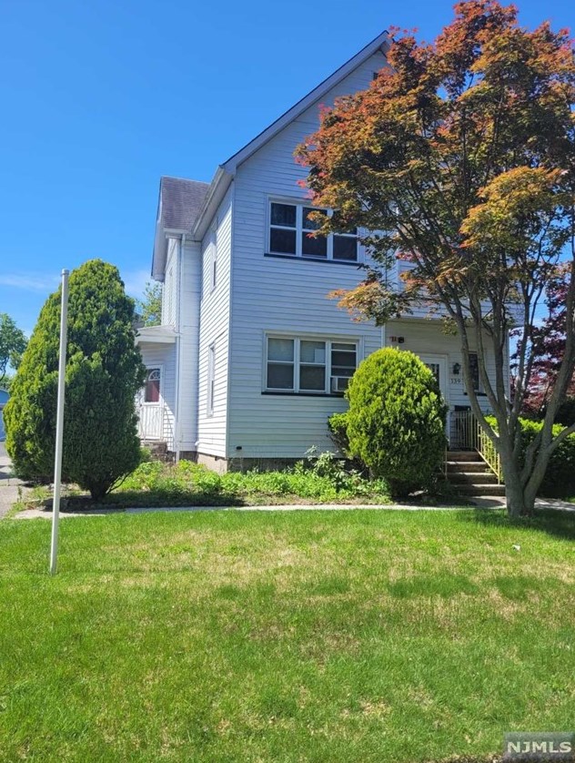 139 Woodward Ave #2, Rutherford, NJ 07070