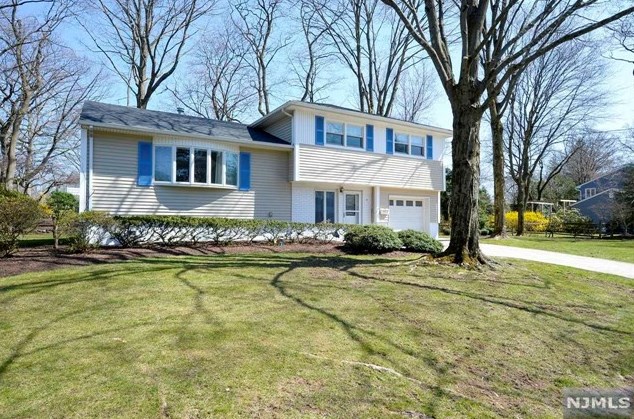253 Jeffer St, Ridgewood, NJ 07450