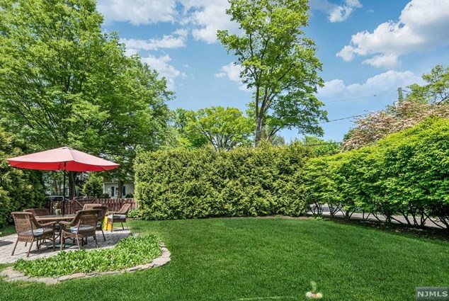 129 Walthery Ave, Ridgewood, NJ 07450