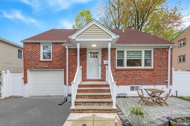 67 Druid Ave, Dumont, NJ 07628