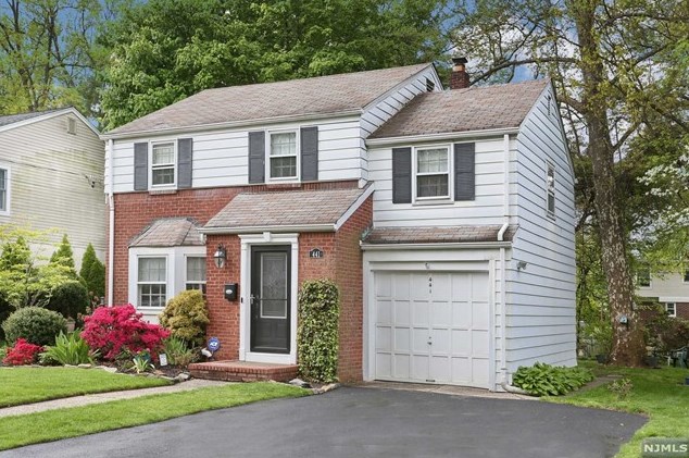 441 The Fenway, River Edge, NJ 07661