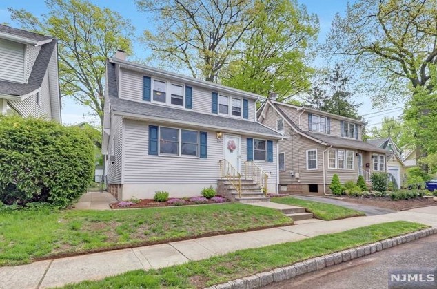 159 Johnson Ave, Dumont, NJ 07628