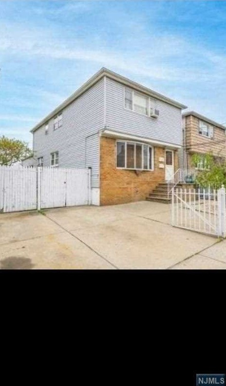 344 Princeton Ave #2, Jersey City, NJ 07305