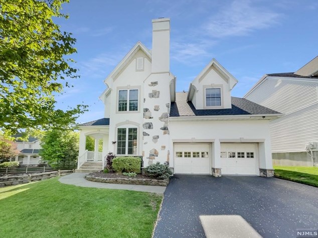 29 River Dell, Oakland, NJ 07436