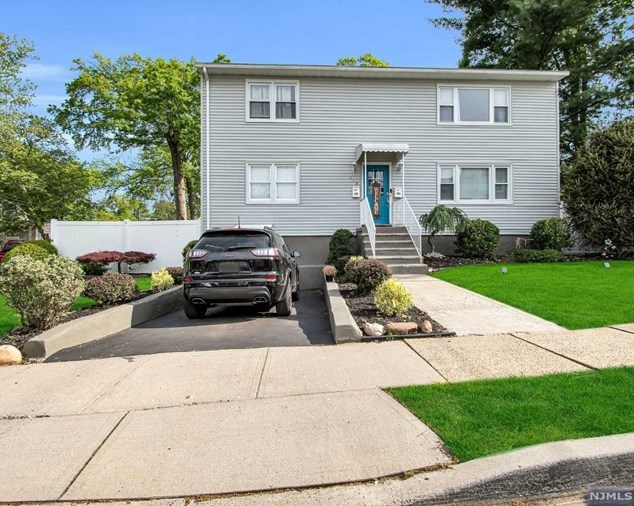 308 White St, Roselle, NJ 07203