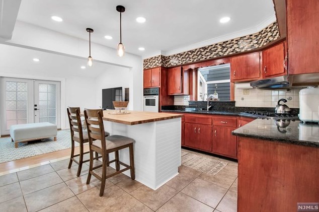 176 Crystal St, North Arlington, NJ 07031